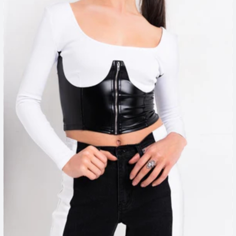 Ribbed crop top